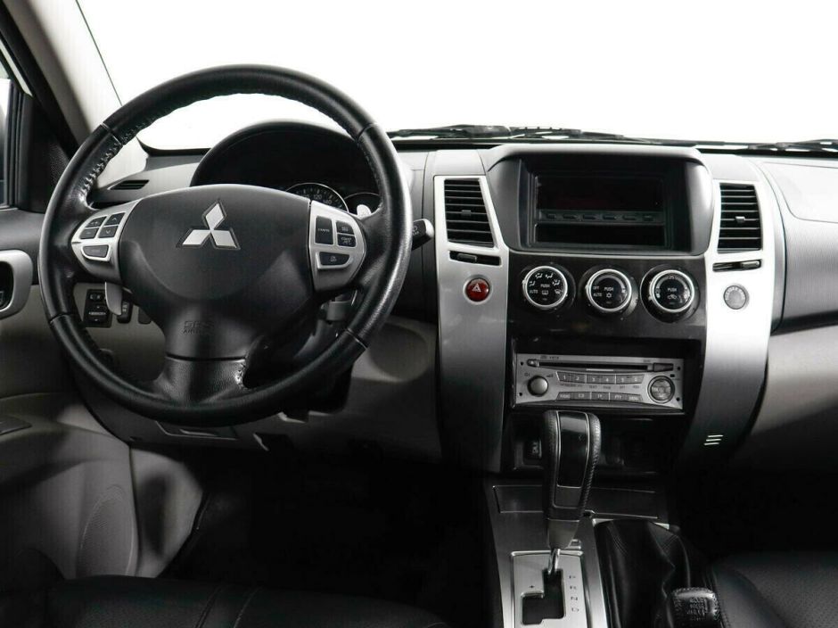 Mitsubishi Pajero Sport 3.0 АКПП, 2011, 155 000 км фото 6