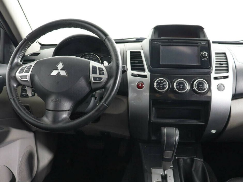 Mitsubishi Pajero Sport 2.4 АКПП, 2015, 110 000 км фото 7