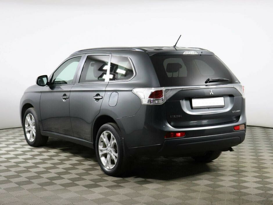 Mitsubishi Outlander 2.0 CVT, 2014, 122 000 км фото 3
