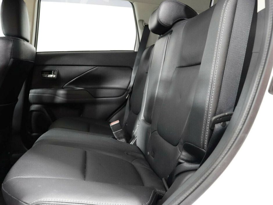 Mitsubishi Outlander 2.4 CVT, 2016, 90 000 км фото 6