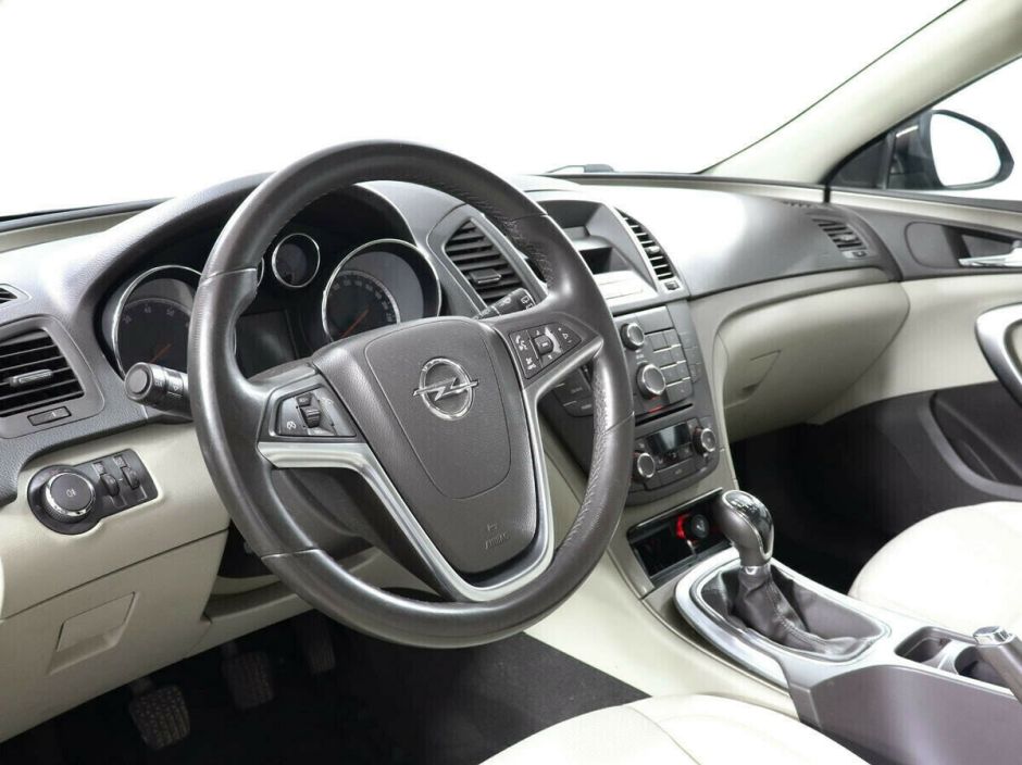 Opel Insignia 1.6 МКПП, 2012, 145 000 км фото 8