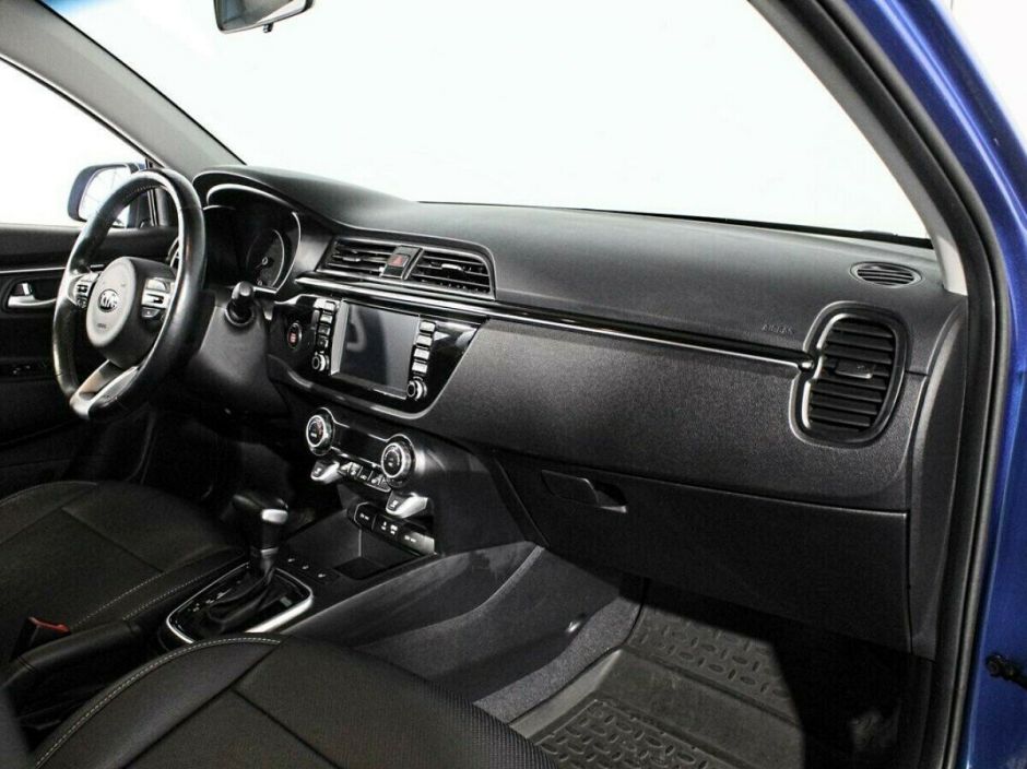 Kia Rio 1.6 АКПП, 2018, 74 000 км фото 7