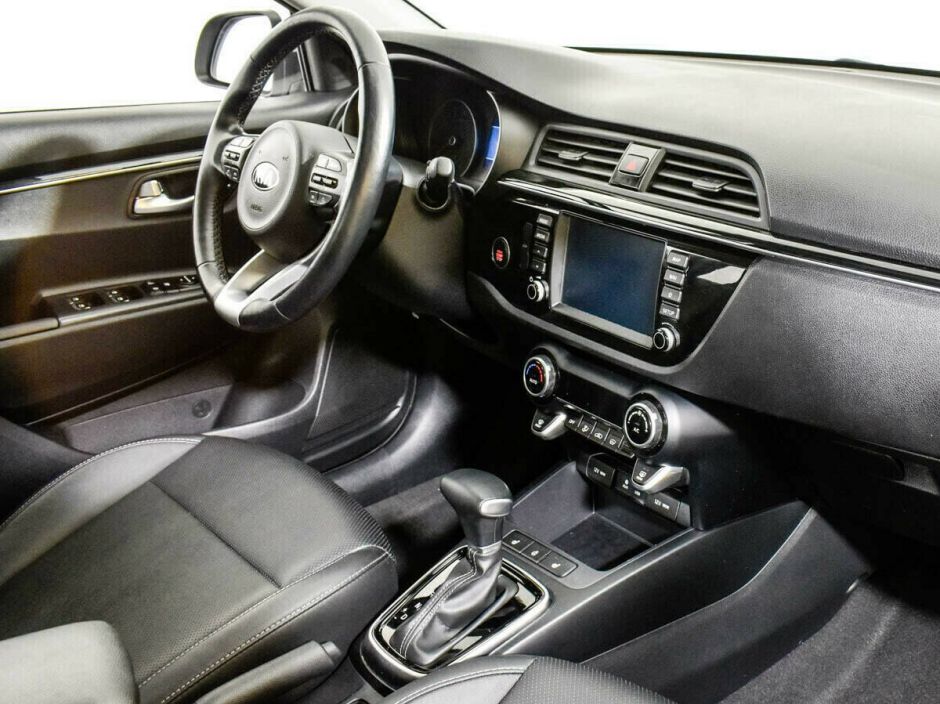 Kia Rio 1.6 АКПП, 2019, 51 000 км фото 7