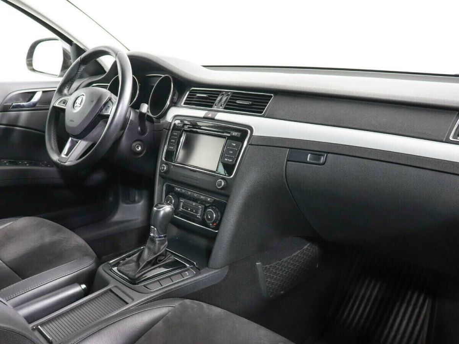 Skoda Superb 1.8 РКПП, 2014, 122 000 км фото 8