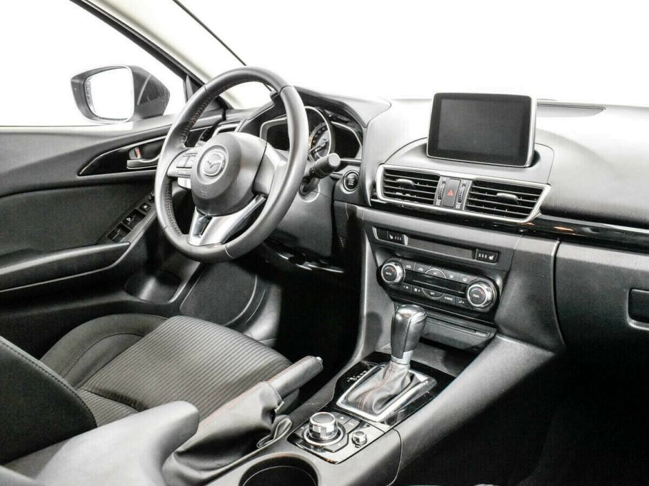 Mazda 3 1.6 АКПП, 2016, 94 000 км фото 5