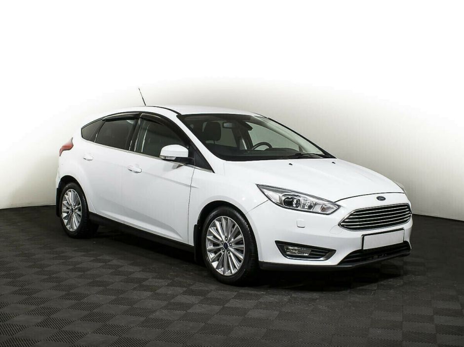 Ford Focus 1.6 РКПП, 2015, 110 000 км фото 2