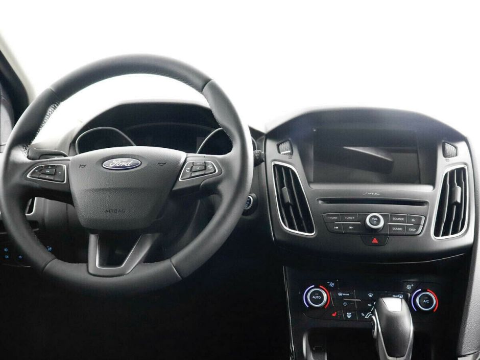 Ford Focus 1.6 РКПП, 2019, 49 000 км фото 6