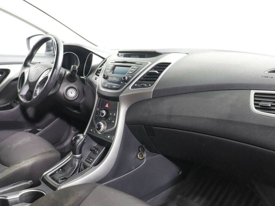 Hyundai Elantra 1.6 АКПП, 2015, 106 000 км фото 8