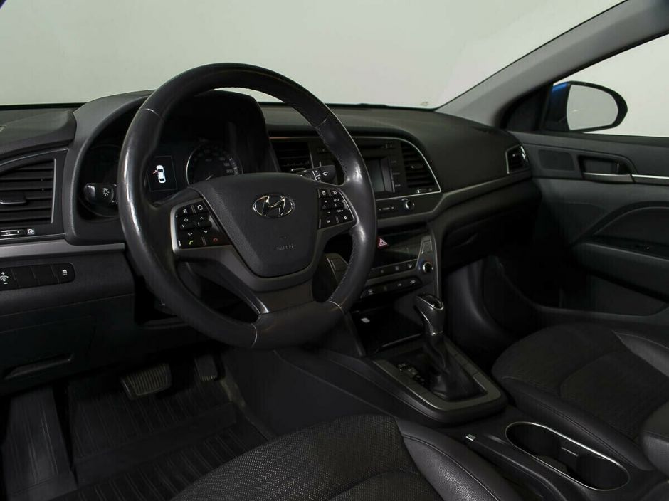 Hyundai Elantra 2.0 АКПП, 2017, 76 000 км фото 5