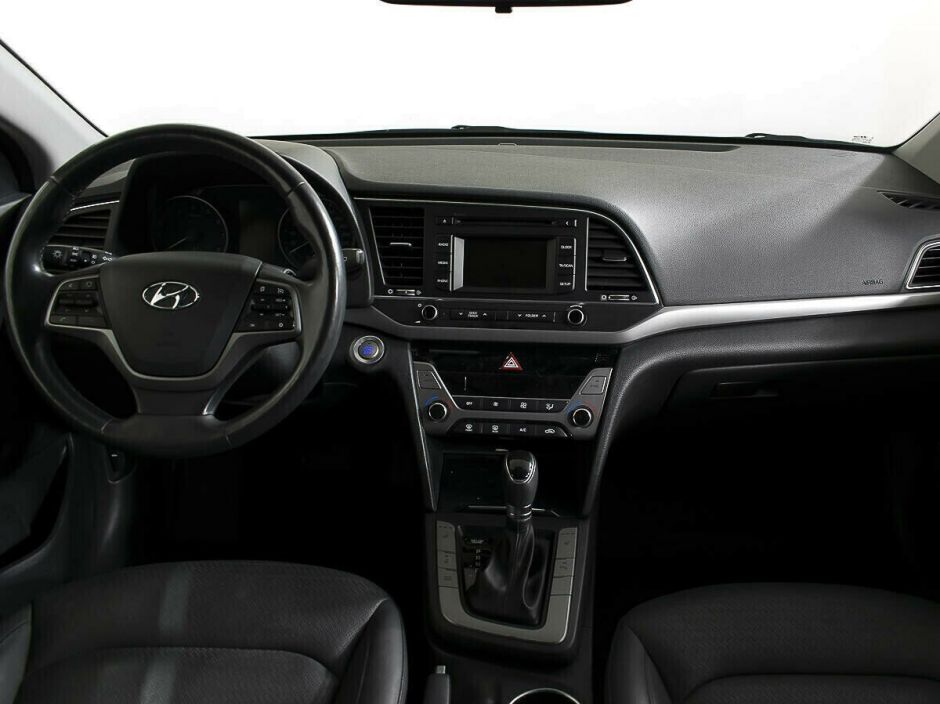 Hyundai Elantra 2.0 АКПП, 2017, 76 000 км фото 9