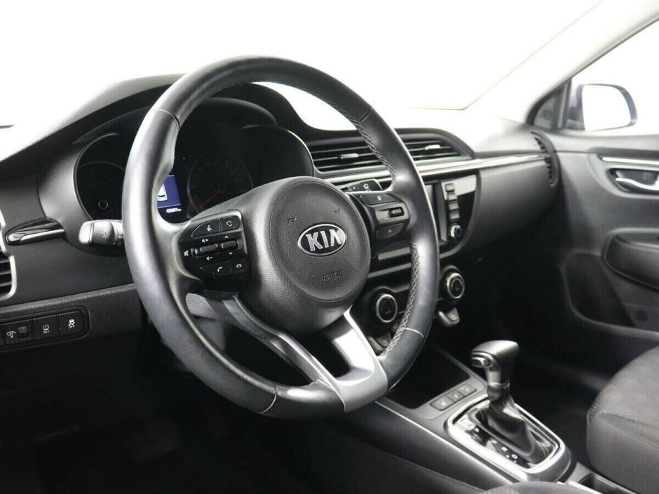 Kia Rio 1.6 АКПП, 2018, 60 000 км фото 7