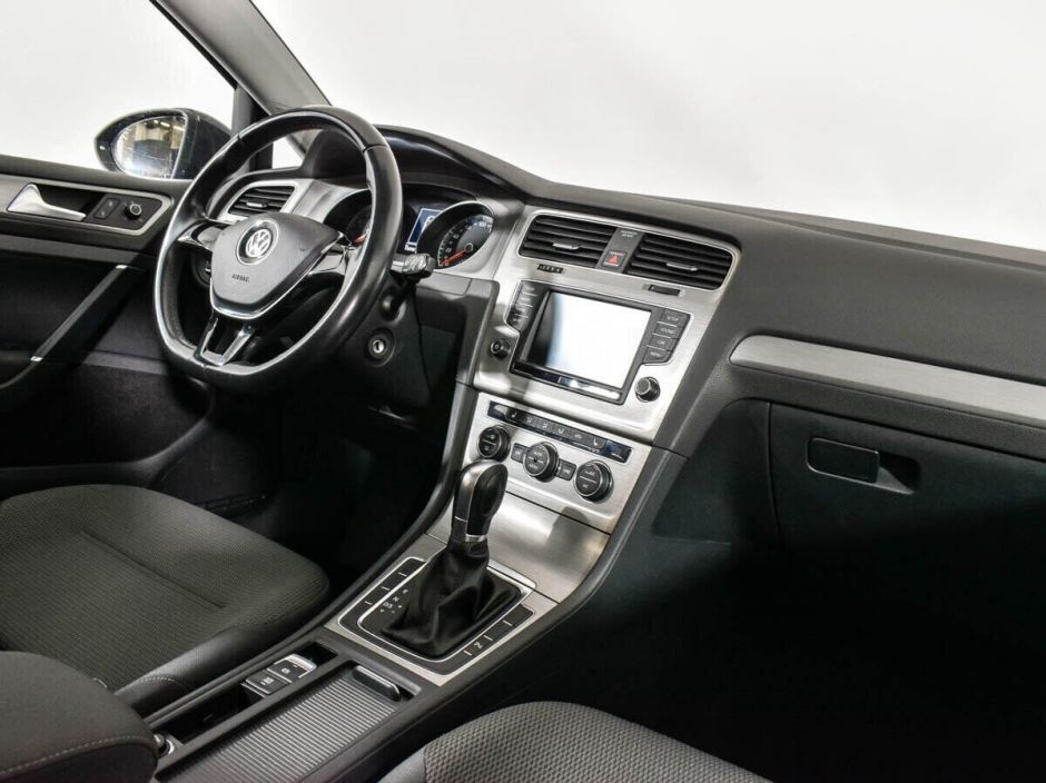 Volkswagen Golf 1.6 АКПП, 2016, 85 000 км фото 5