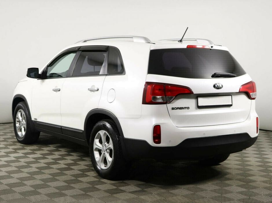 Kia Sorento 2.4 АКПП, 2015, 101 000 км фото 3
