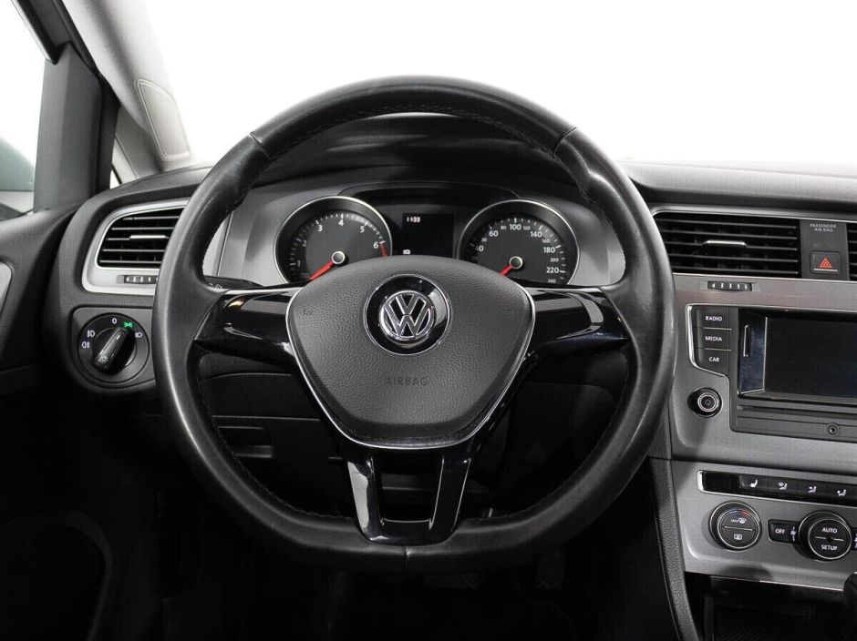 Volkswagen Golf 1.2 РКПП, 2013, 123 000 км фото 6