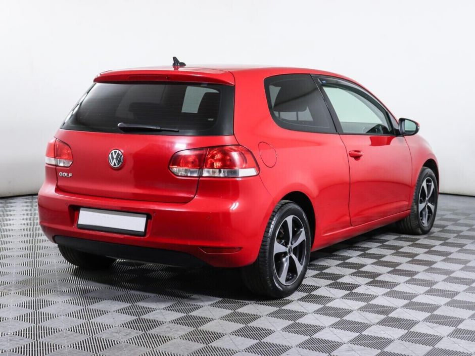 Volkswagen Golf 1.6 РКПП, 2012, 135 000 км фото 2