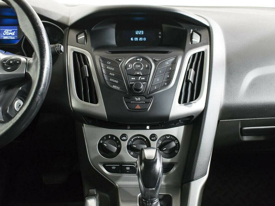 Ford Focus 1.6 РКПП, 2014, 116 000 км фото 7