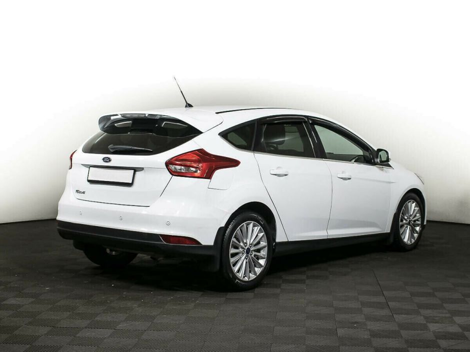 Ford Focus 1.6 РКПП, 2017, 83 000 км фото 3