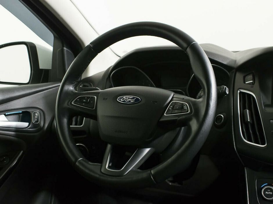 Ford Focus 1.6 РКПП, 2017, 83 000 км фото 5