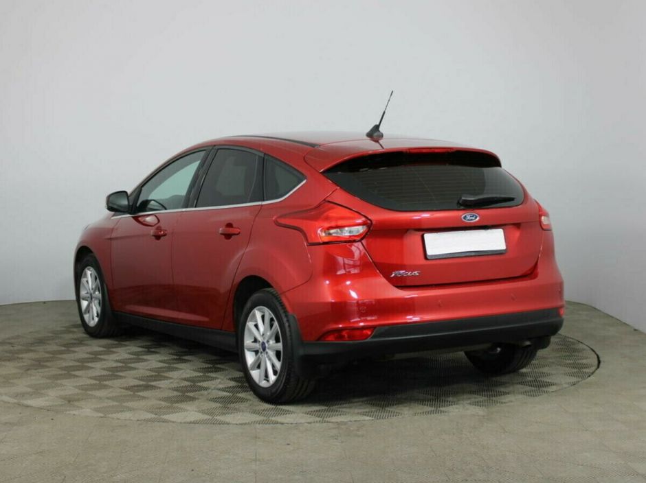 Ford Focus 1.6 РКПП, 2019, 48 000 км фото 3