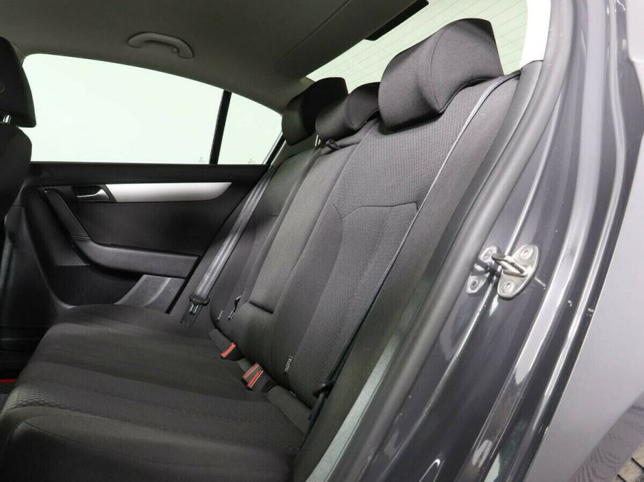 Volkswagen Passat 1.4 РКПП, 2013, 133 000 км фото 8