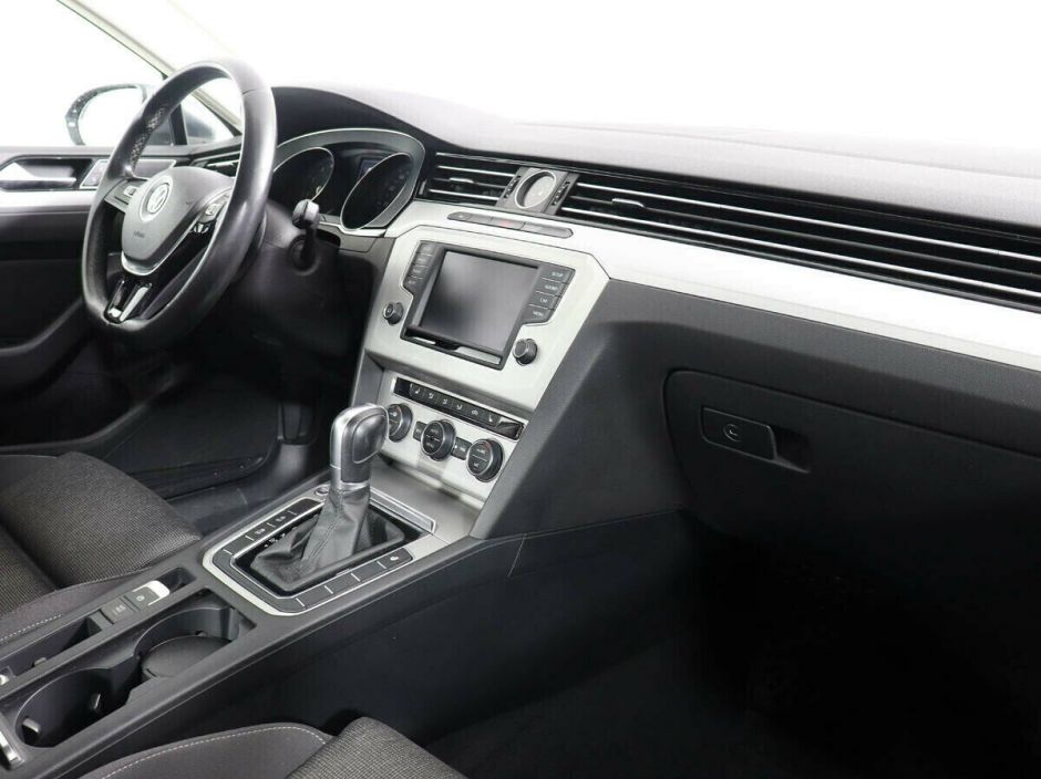 Volkswagen Passat 1.8 РКПП, 2016, 94 000 км фото 5