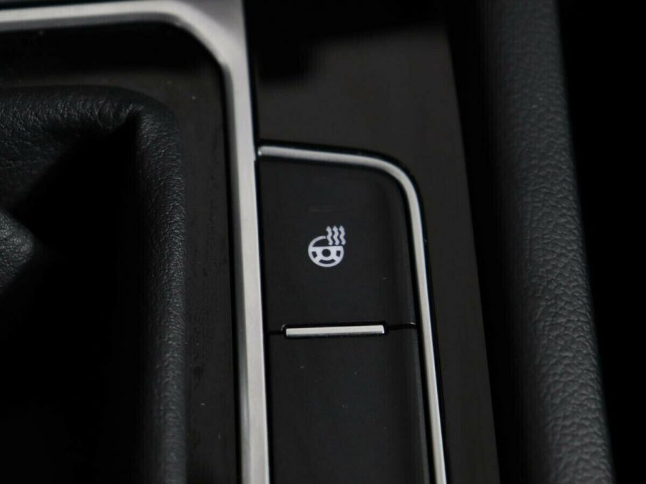 Volkswagen Passat 1.8 РКПП, 2018, 62 000 км фото 9