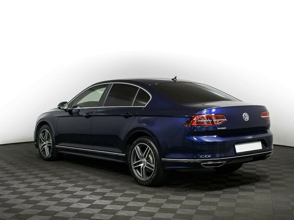 Volkswagen Passat 1.8 РКПП, 2018, 62 000 км фото 3