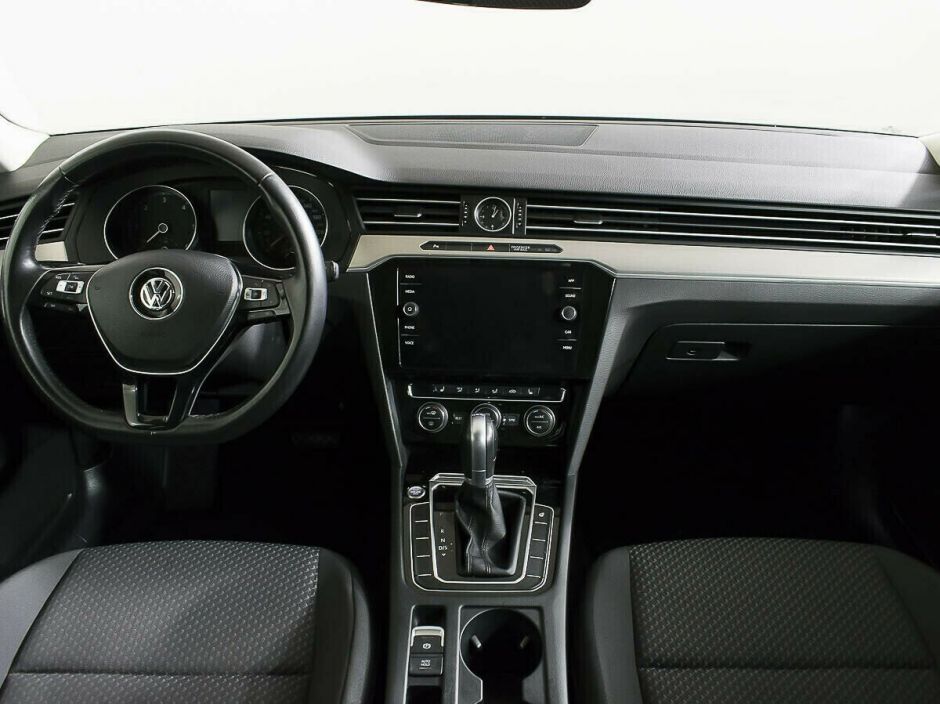 Volkswagen Passat 2.0 РКПП, 2017, 84 000 км фото 7