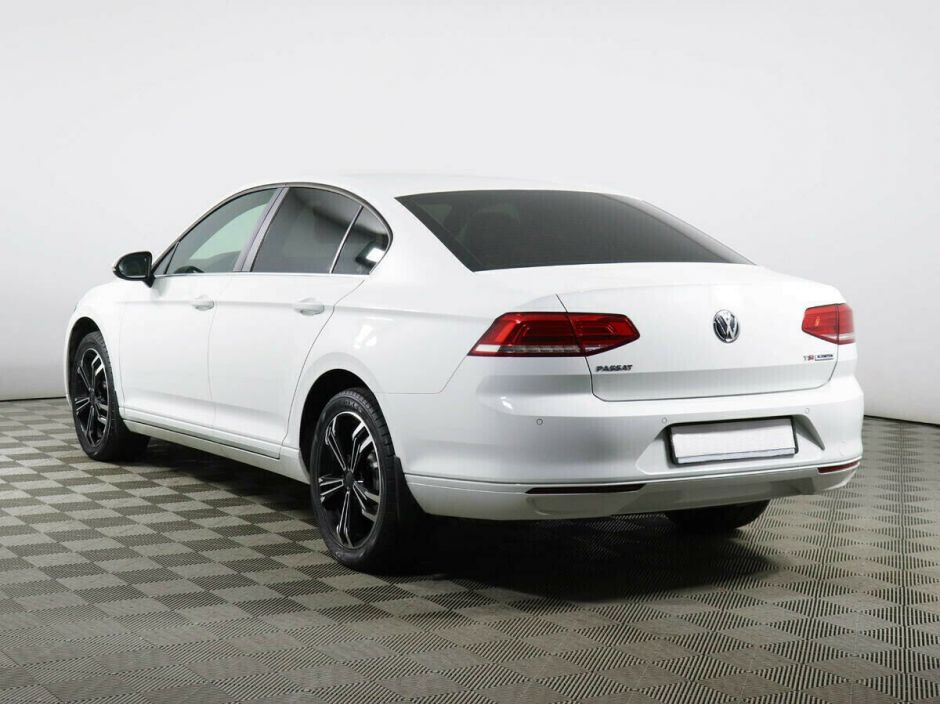 Volkswagen Passat 1.4 РКПП, 2017, 85 000 км фото 3