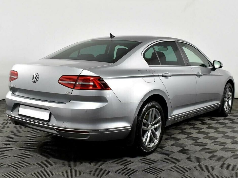 Volkswagen Passat 1.5 РКПП, 2018, 74 000 км фото 3