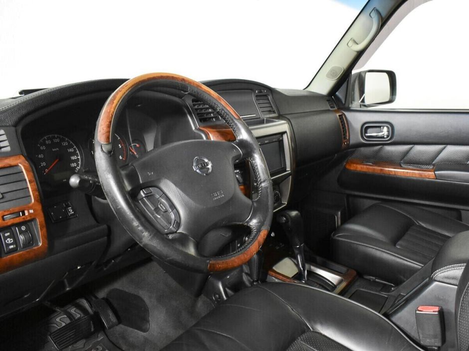 Nissan Patrol 3.0 АКПП, 2005, 220 000 км фото 5