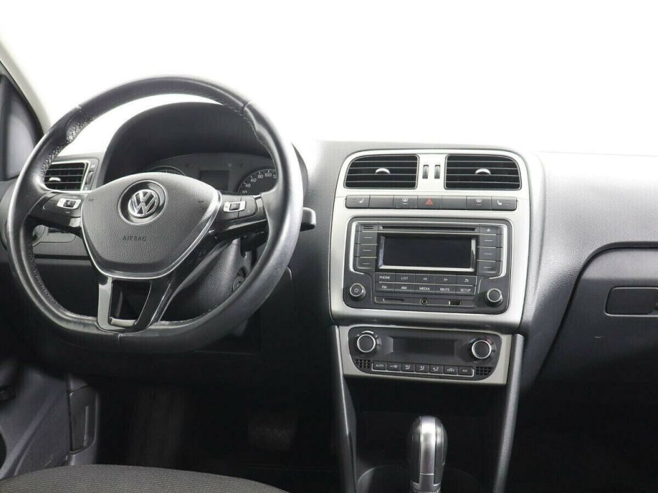 Volkswagen Polo 1.6 АКПП, 2018, 66 000 км фото 5