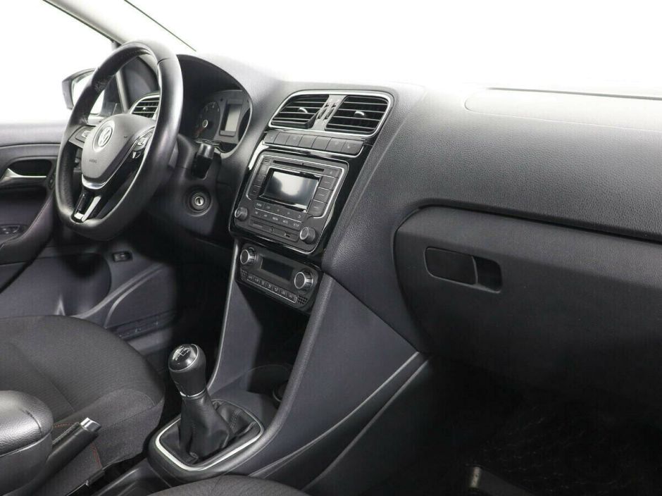 Volkswagen Polo 1.6 МКПП, 2019, 53 000 км фото 7
