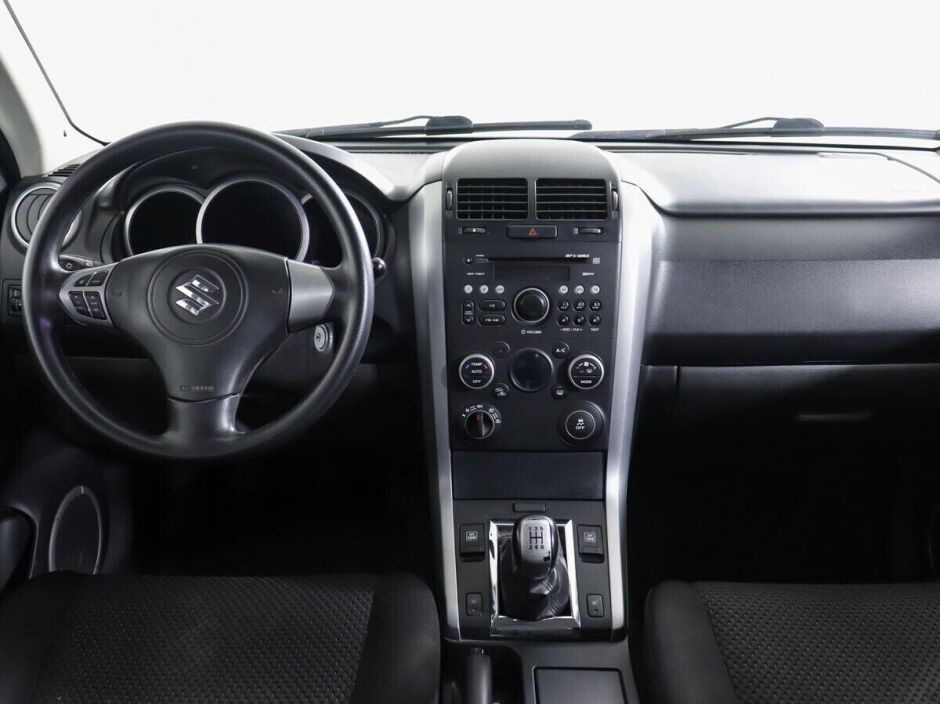 Suzuki Grand Vitara 2.4 МКПП, 2011, 143 000 км фото 6