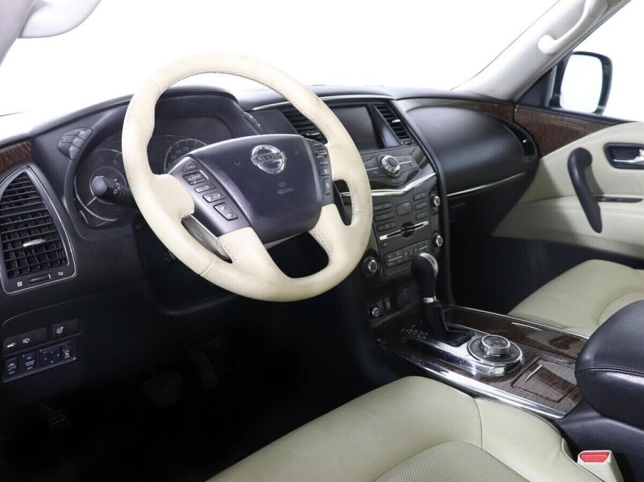 Nissan Patrol 5.6 АКПП, 2010, 169 000 км фото 5