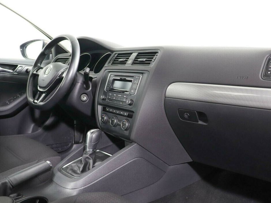 Volkswagen Jetta 1.4 РКПП, 2018, 69 000 км фото 9