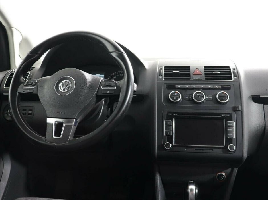 Volkswagen Touran 1.4 РКПП, 2014, 110 000 км фото 6