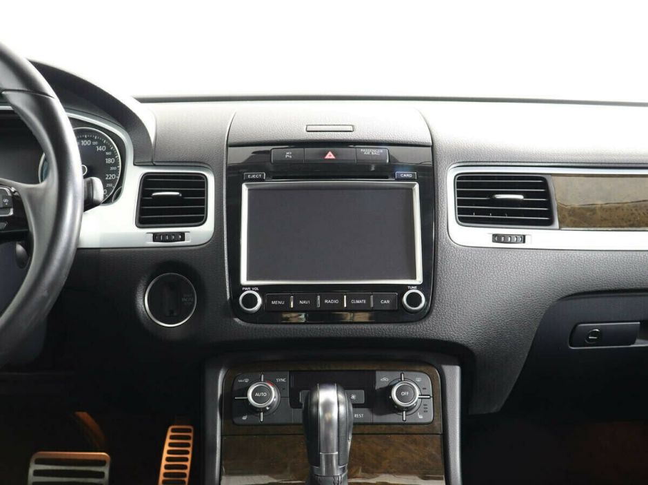 Volkswagen Touareg 3.6 АКПП, 2012, 138 000 км фото 5