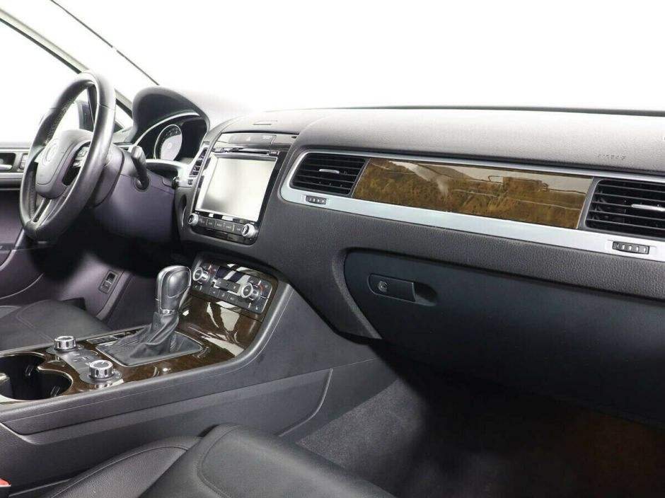 Volkswagen Touareg 3.6 АКПП, 2012, 138 000 км фото 8