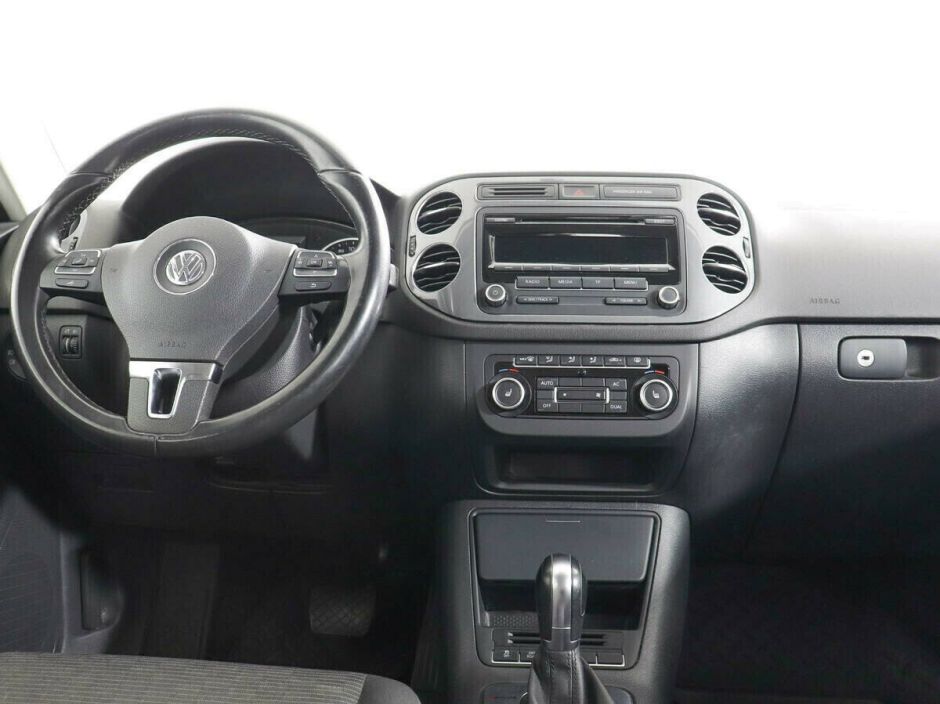 Volkswagen Tiguan 2.0 АКПП, 2012, 134 000 км фото 7