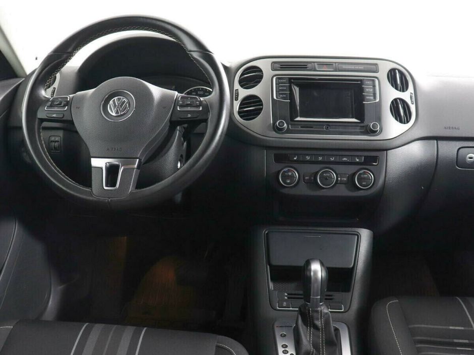 Volkswagen Tiguan 2.0 АКПП, 2012, 139 000 км фото 5