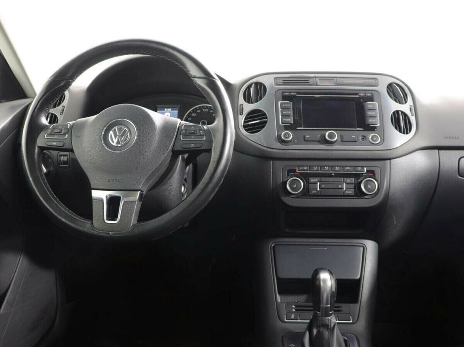 Volkswagen Tiguan 2.0 АКПП, 2015, 96 000 км фото 6