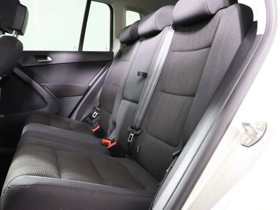 Volkswagen Tiguan 2.0 АКПП, 2013, 132 000 км фото 7