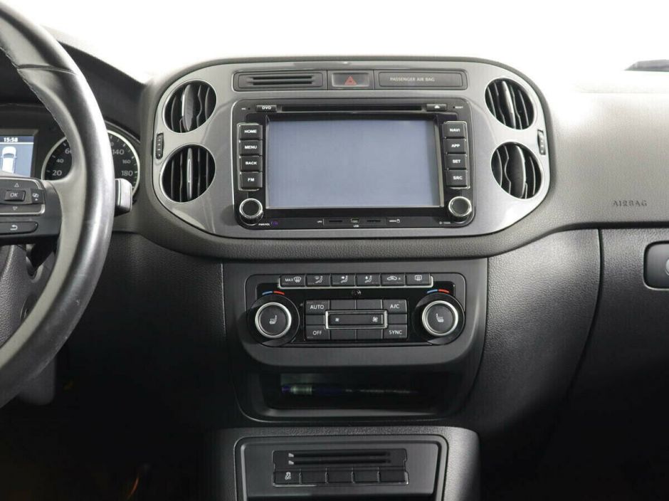 Volkswagen Tiguan 2.0 АКПП, 2013, 120 000 км фото 5