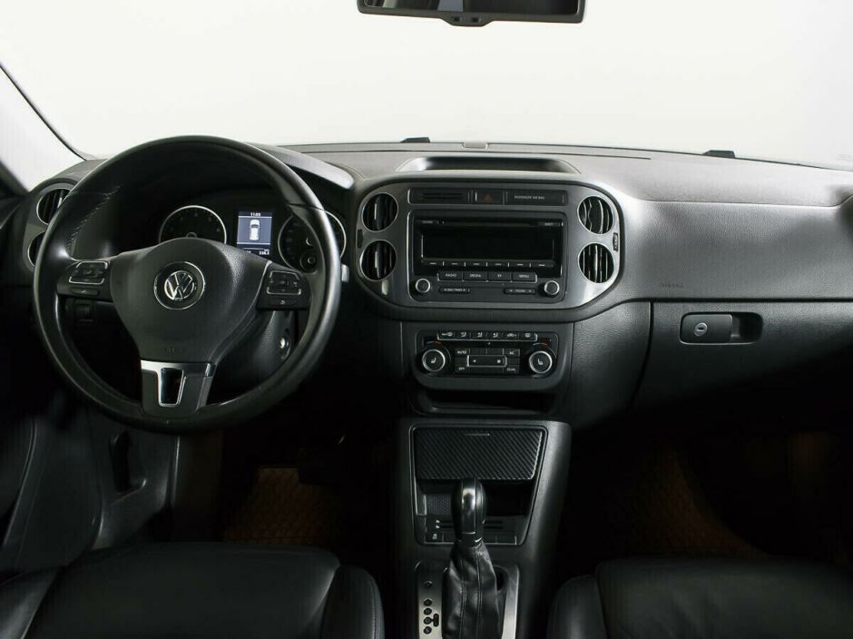 Volkswagen Tiguan 2.0 АКПП, 2012, 131 000 км фото 5