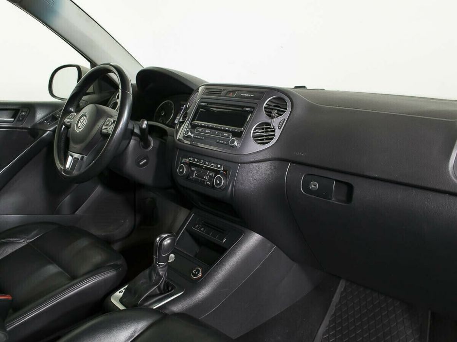 Volkswagen Tiguan 2.0 АКПП, 2015, 109 000 км фото 8