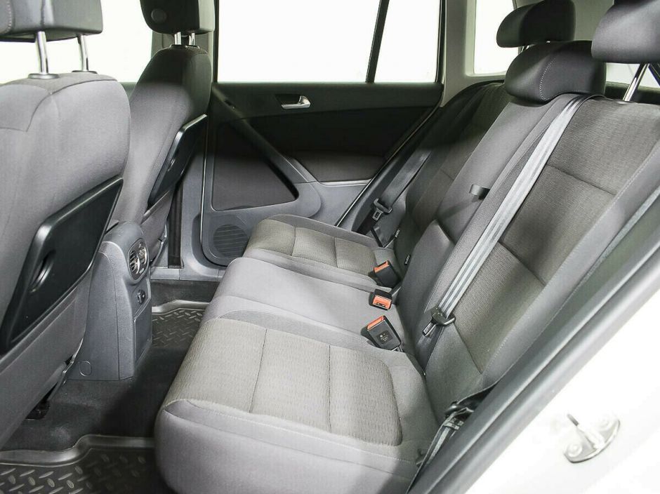 Volkswagen Tiguan 2.0 АКПП, 2015, 106 000 км фото 9