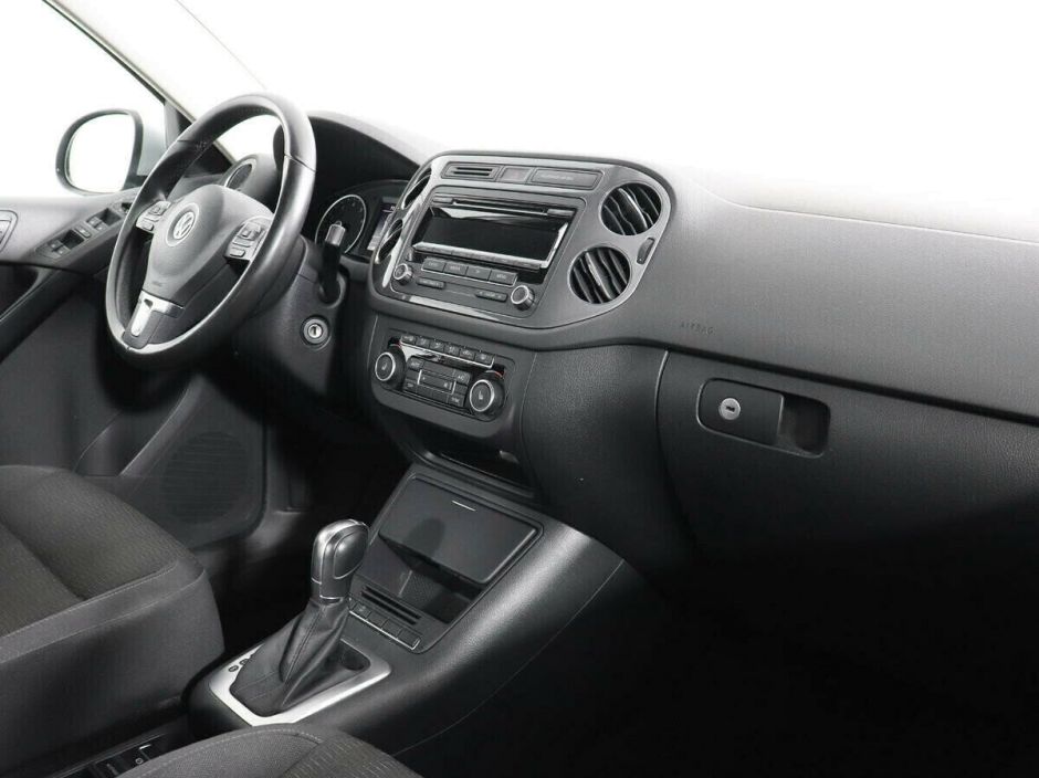 Volkswagen Tiguan 1.4 РКПП, 2012, 135 000 км фото 6