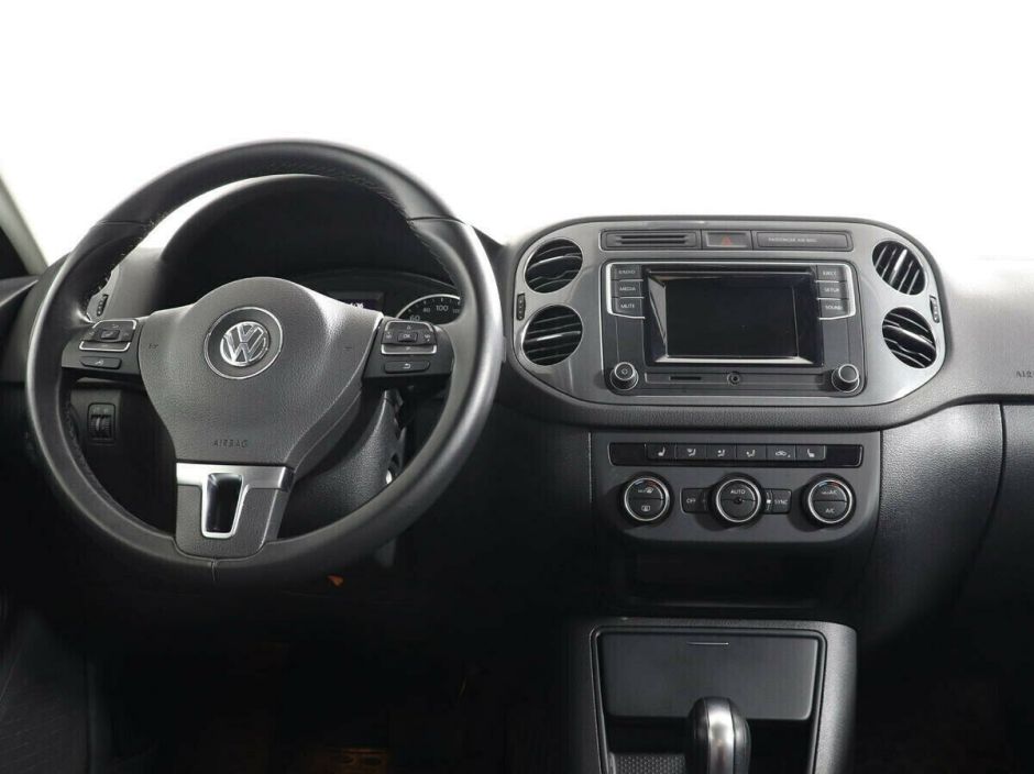 Volkswagen Tiguan 2.0 АКПП, 2015, 109 000 км фото 5