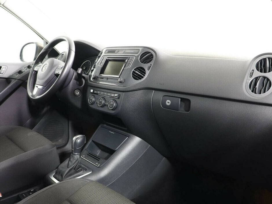 Volkswagen Tiguan 2.0 АКПП, 2015, 109 000 км фото 7